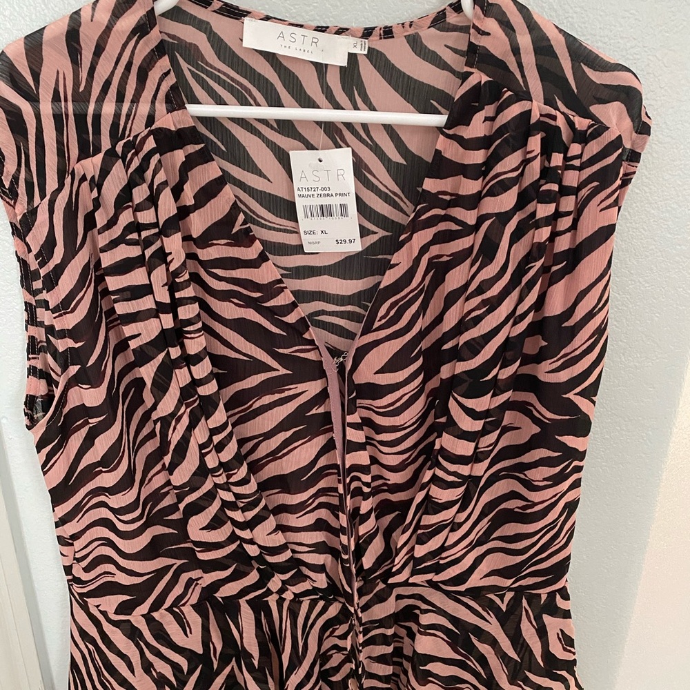 NWT flirty too